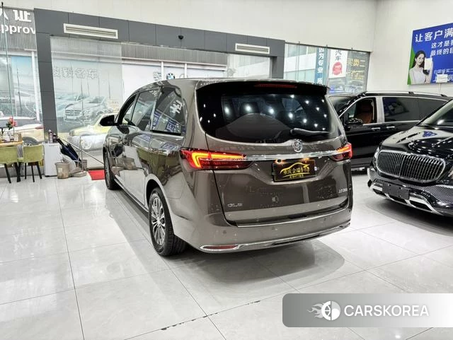 Buick GL8 2023 Коричневый из Китая