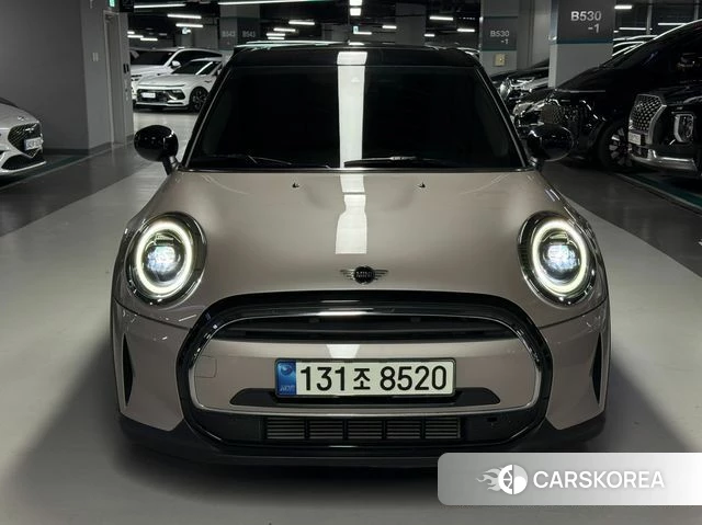 Mini Cooper 2022 Серебристо-серый из Кореи
