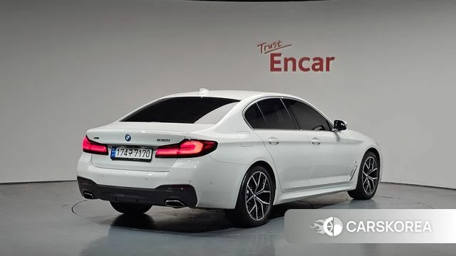 BMW 5 Series (G30) 2022 Белый из Кореи