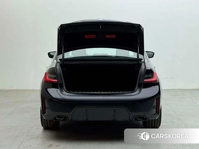 BMW 3 series id 3908392 из Китая