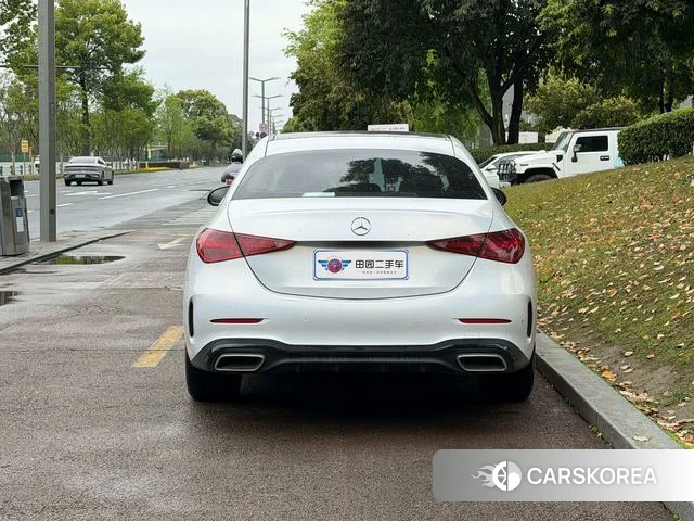 Mercedes-Benz Class C 2022 Белый из Китая