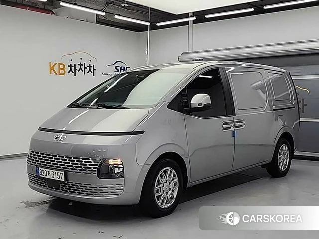 Hyundai Staria 2022 Серебряный из Кореи