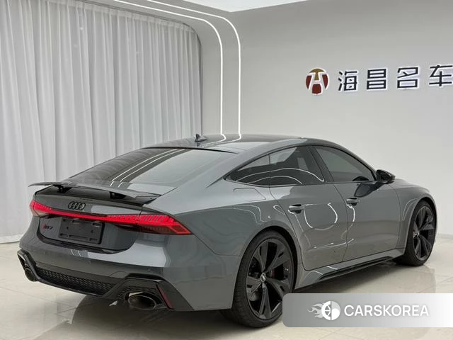 Audi RS 7 2021 Темно-серый из Китая