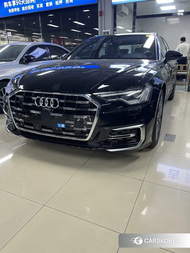 Audi A6L 2026 Черный из Китая