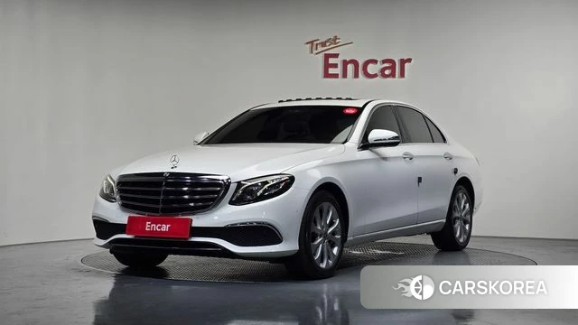 Mercedes-Benz E-Class W213 2020 Белый из Кореи