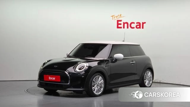 Mini Cooper 2022 Черный из Кореи