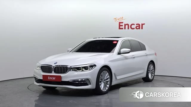 BMW 5 Series (G30) 2018 Белый из Кореи