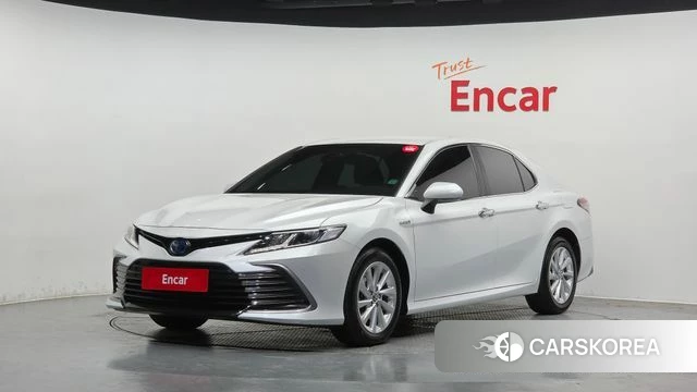 Toyota Camry (XV70) 2024 Белый из Кореи