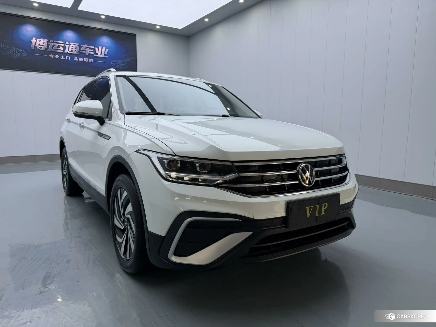 Volkswagen Tiguan L 2022 Белый из Китая
