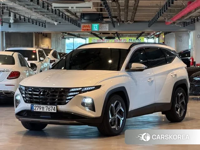 Hyundai Tucson (NX4) 2021 Белый из Кореи