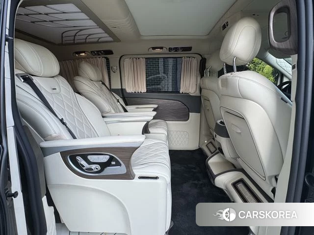 Mercedes-Benz V-class 2022 Черный из Китая