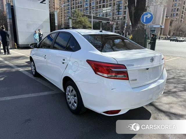Toyota Vios 2018 Белый из Китая
