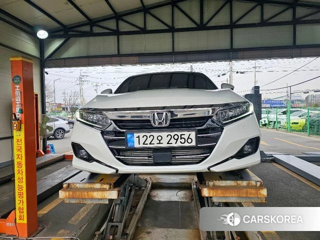 Honda Accord 10th Generation 2022 Белый из Кореи