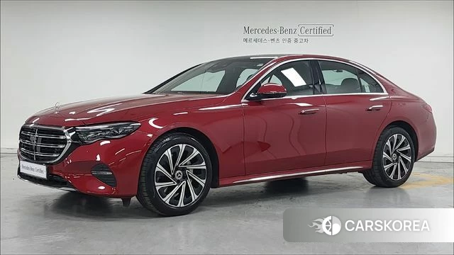 Mercedes-Benz E-Class W214 2025 Красный из Кореи
