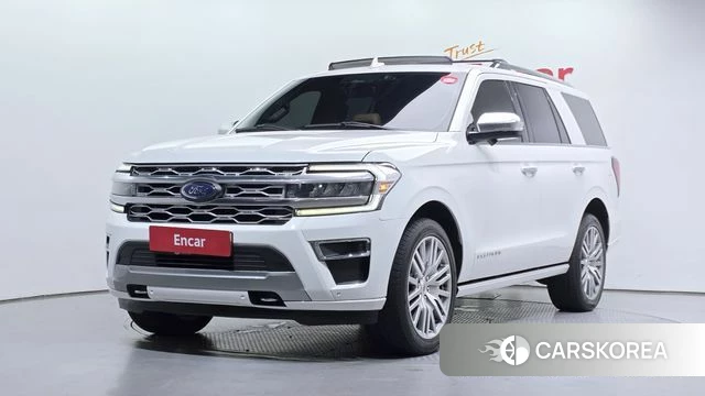 Ford Expeditation 2023 Белый из Кореи