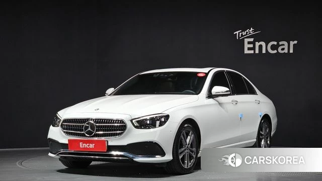 Mercedes-Benz E-Class W213 2022 Белый из Кореи