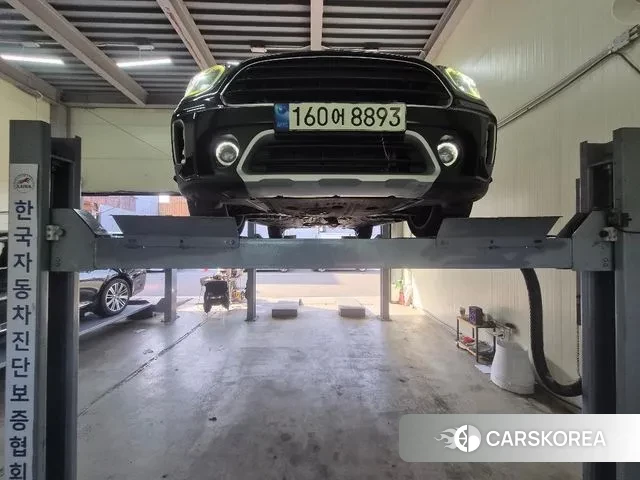 Mini Cooper Countryman 2021 Черный из Кореи