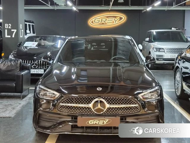 Mercedes-Benz C-Class W206 2022 Черный из Кореи