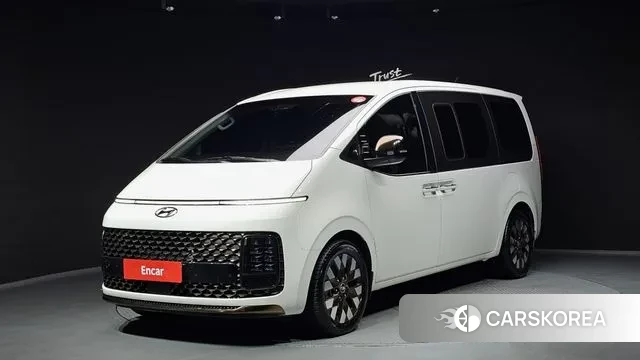 Hyundai Staria 2021 Белый из Кореи