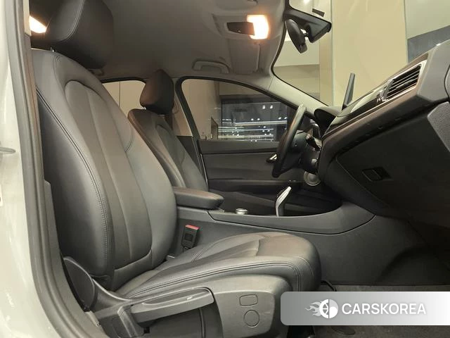 BMW 1 series 2023 Белый из Китая