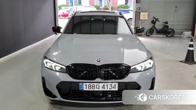 BMW 3 Series (G20) 2024 Серебристо-серый из Кореи