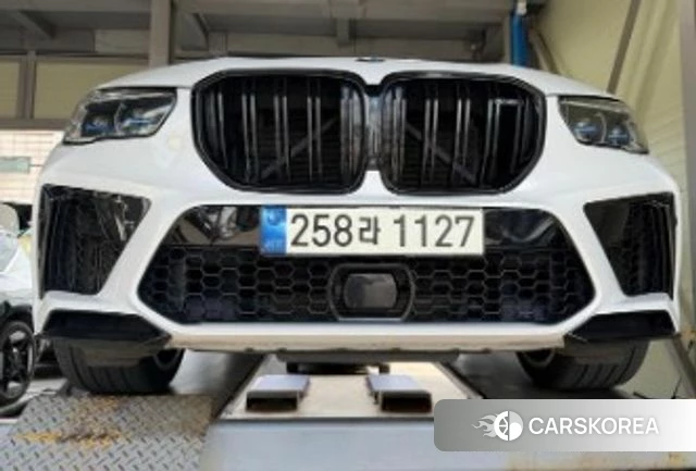 BMW X5M (G05) 2021 Белый из Кореи