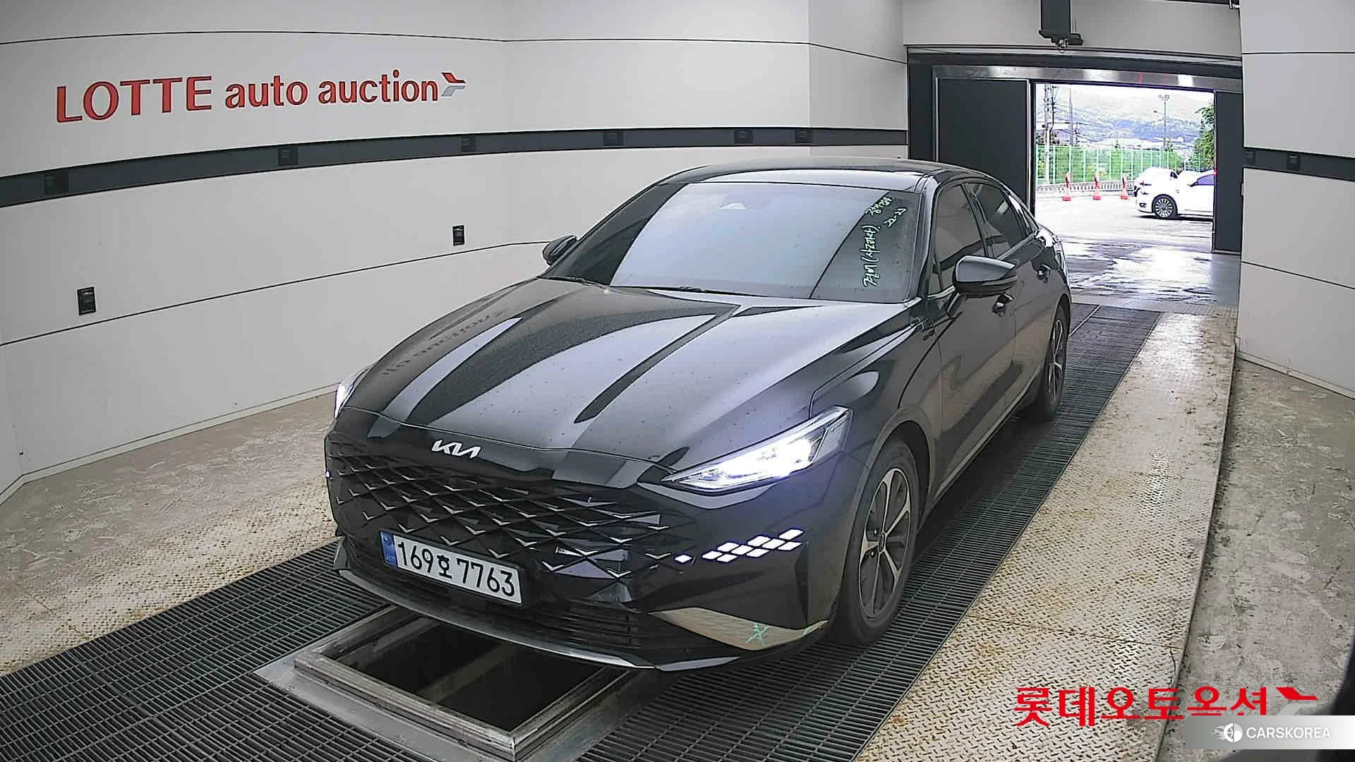 Kia K8 Hybrid 2023 Aurora Black Pearl из Кореи