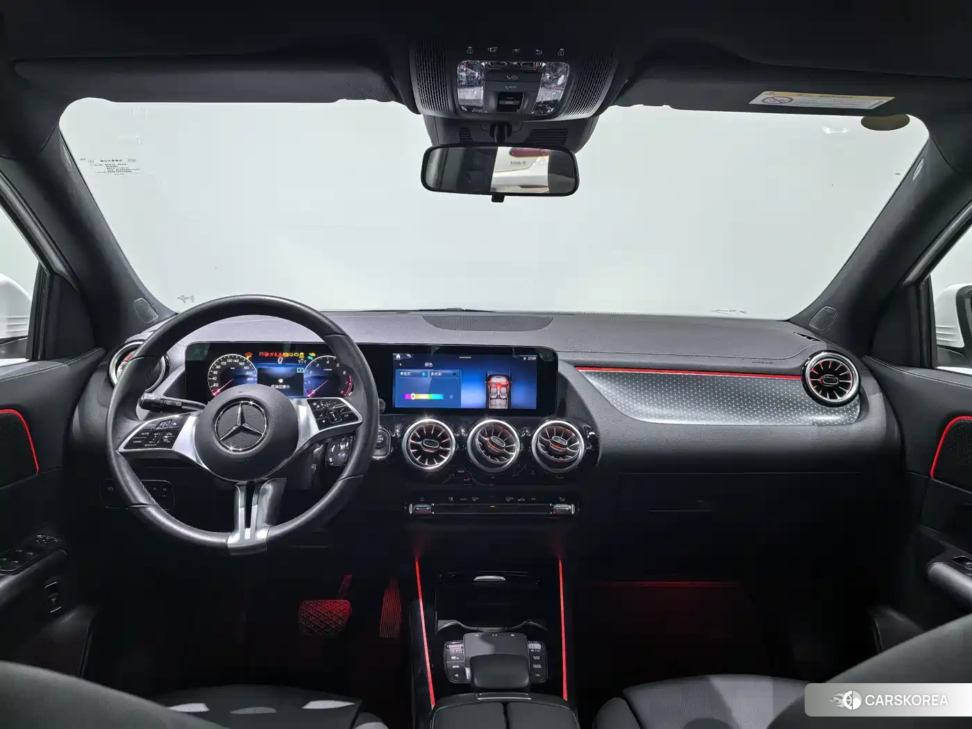 Mercedes-Benz GLA 2024 Белый из Китая