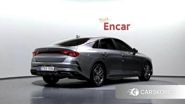 Kia K5 3rd generation 2021 Серебряный из Кореи