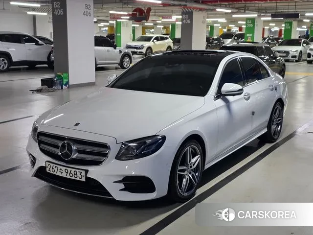 Mercedes-Benz E-Class W213 2020 Белый из Кореи
