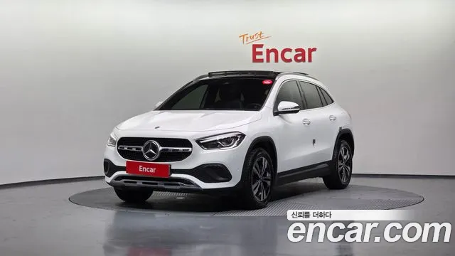 Mercedes-Benz GLA - Class H247 2021 Белый из Кореи