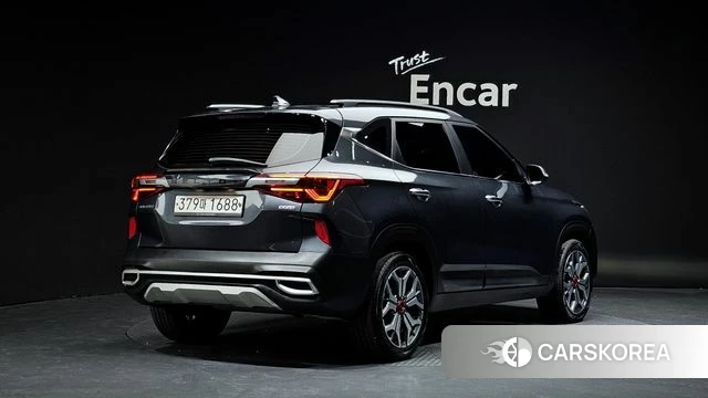 Kia Seltos 2020 Серый из Кореи