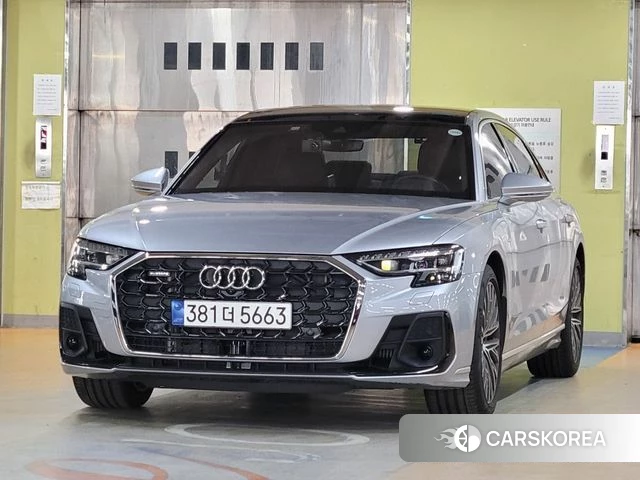 Audi A8 (D5) 2023 Серебряный из Кореи
