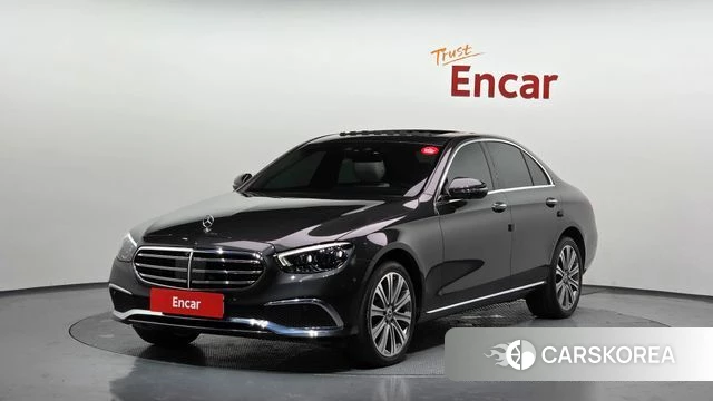 Mercedes-Benz E-Class W213 2022 Серый из Кореи