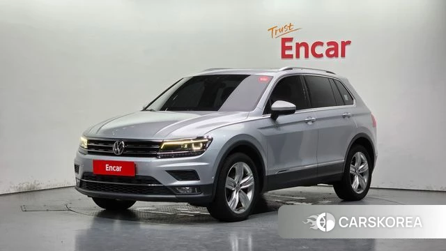 Volkswagen Tiguan second Generation 2020 Серебряный из Кореи