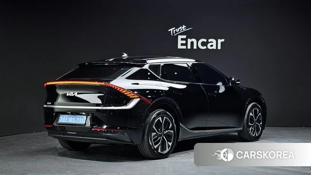 Kia EV6 2023 Черный из Кореи