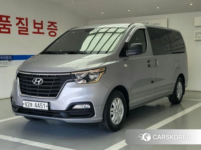 Hyundai The New Grand Starex 2018 Серебристо-серый из Кореи