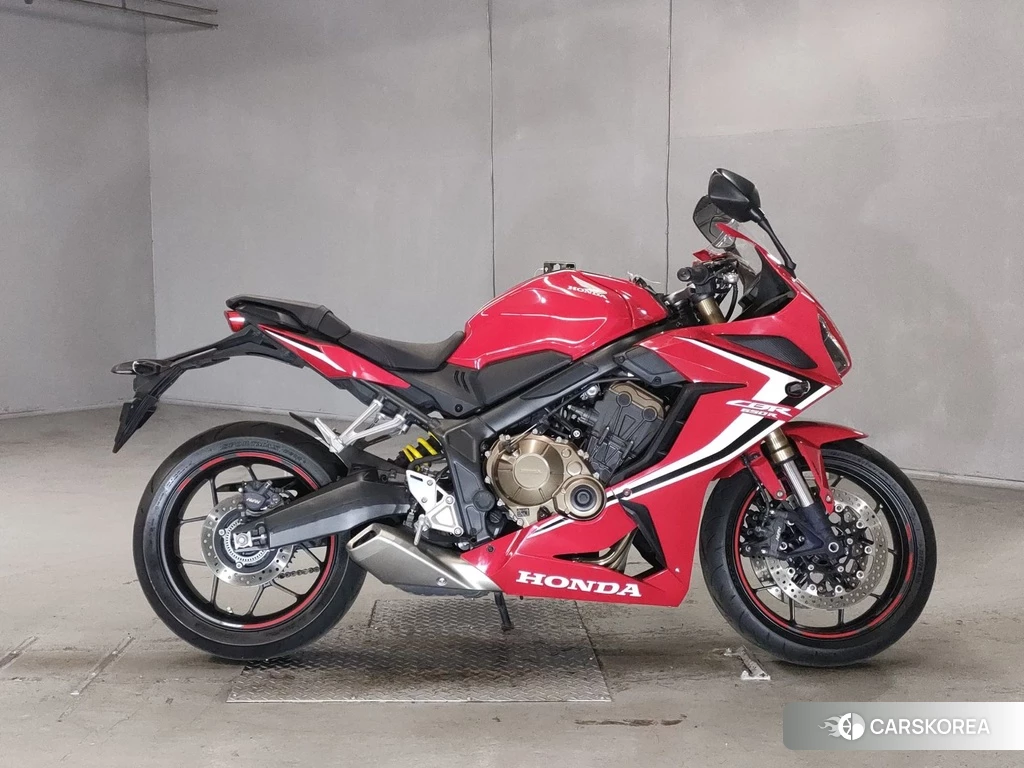 Проданный Honda CBR650R 2019 из Японии
