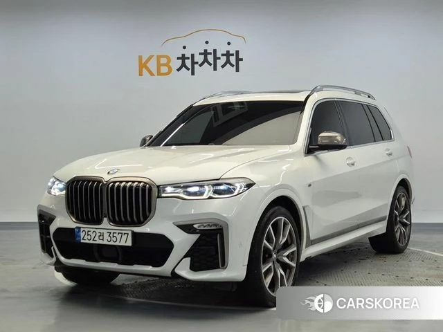 BMW X7 (G07) 2021 Белый из Кореи