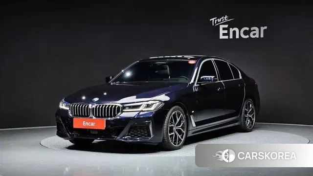 BMW 5 Series (G30) 2023 Черный из Кореи