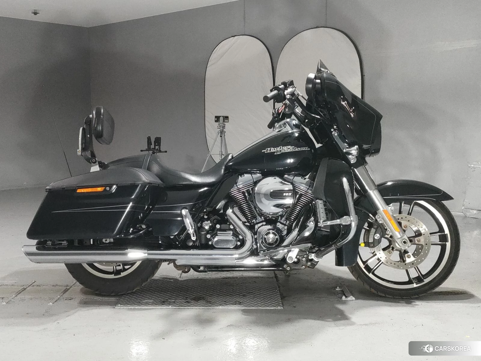 Проданный Harley-Davidson Street Glide FLHXS1690 2016 из Японии