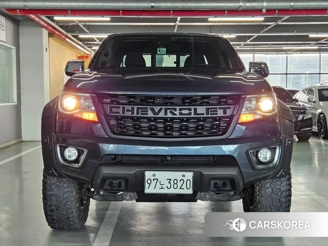 Chevrolet (GM Daewoo) Colorado 2020 Серый из Кореи