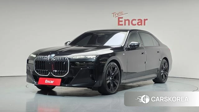 BMW i7 (G70) 2024 Черный из Кореи