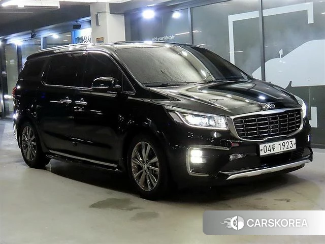Kia The New Carnival 2018 Черный из Кореи