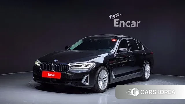 BMW 5 Series (G30) 2023 Черный из Кореи