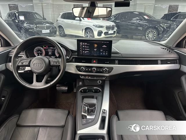 Audi A4L 2023 Белый из Китая