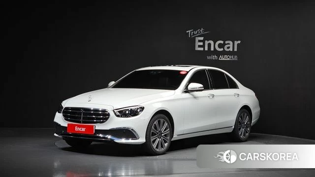 Mercedes-Benz E-Class W213 2022 Белый из Кореи