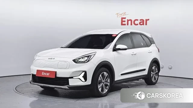 Kia Niro Plus 2022 Белый из Кореи