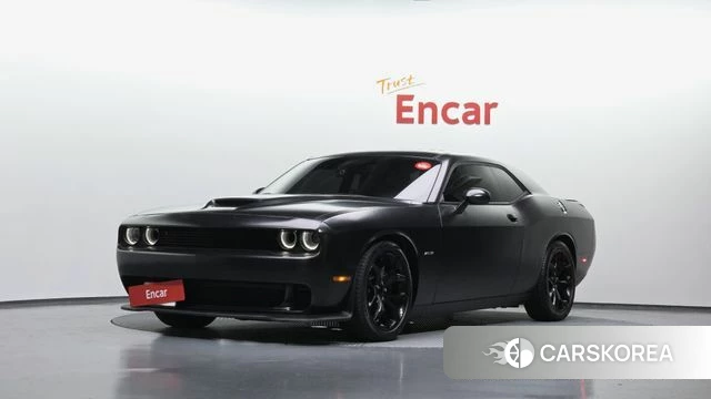 Dodge Challenger 2019 Черный из Кореи