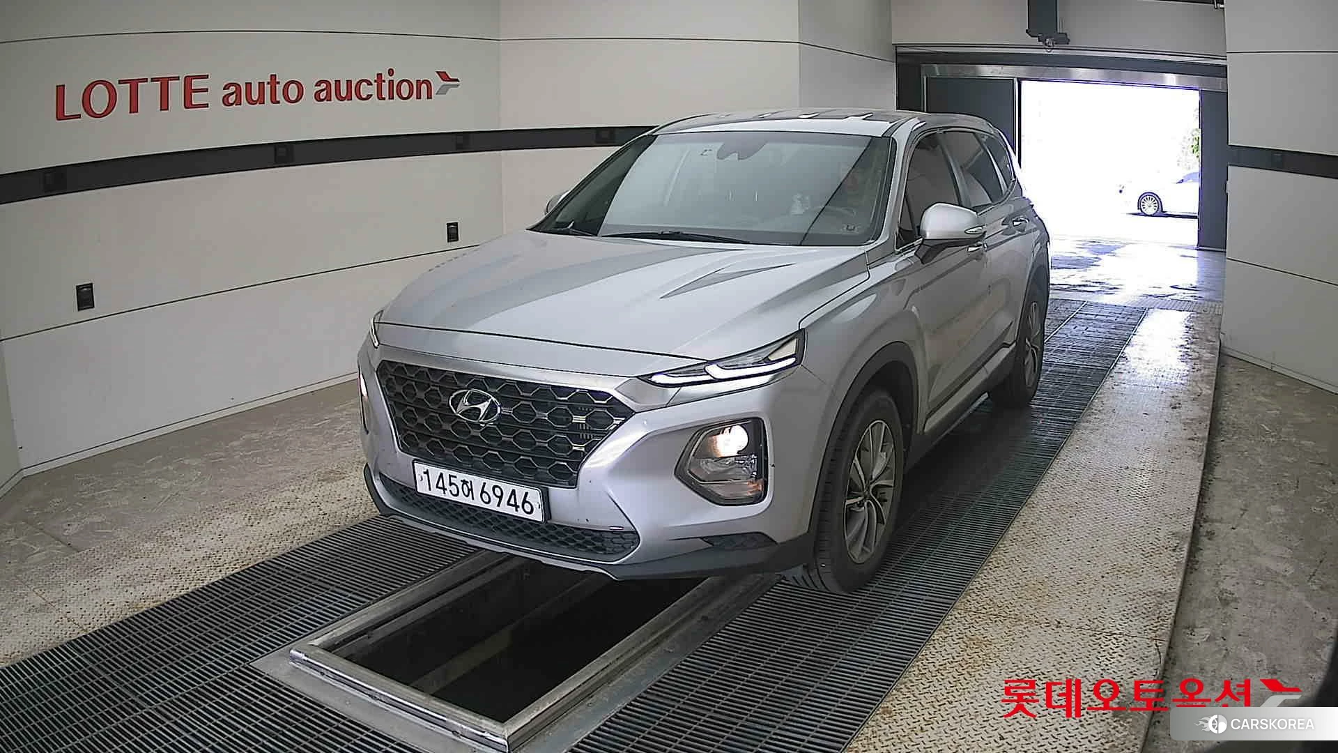 Hyundai Santa Fe 2020 Typhoon Silver из Кореи